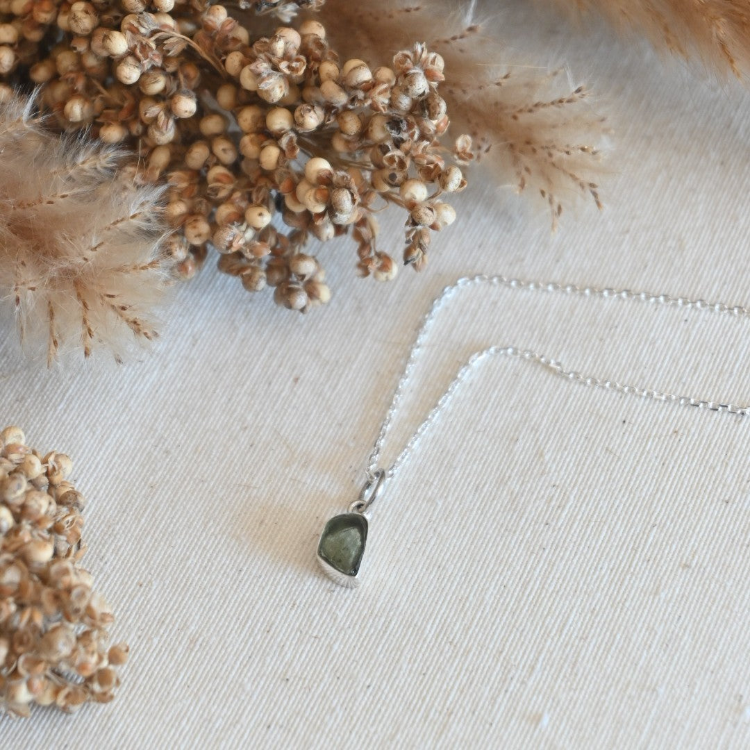 Collares