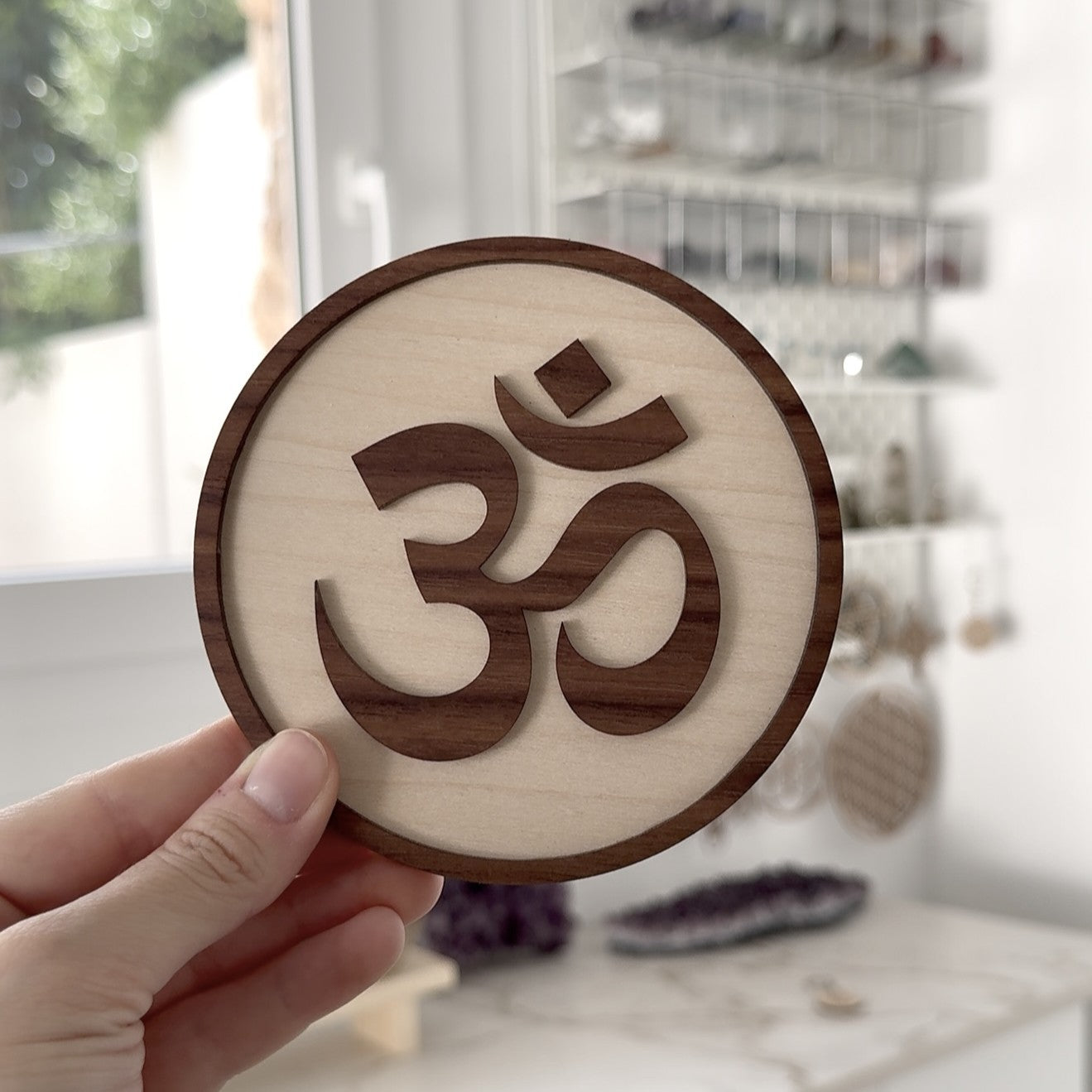 Placa Om – Vibración primordial, paz & presencia