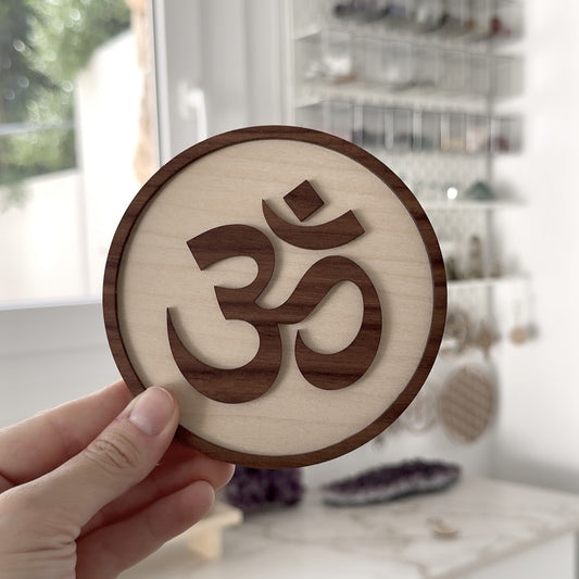 Placa Om – Vibración primordial, paz & presencia