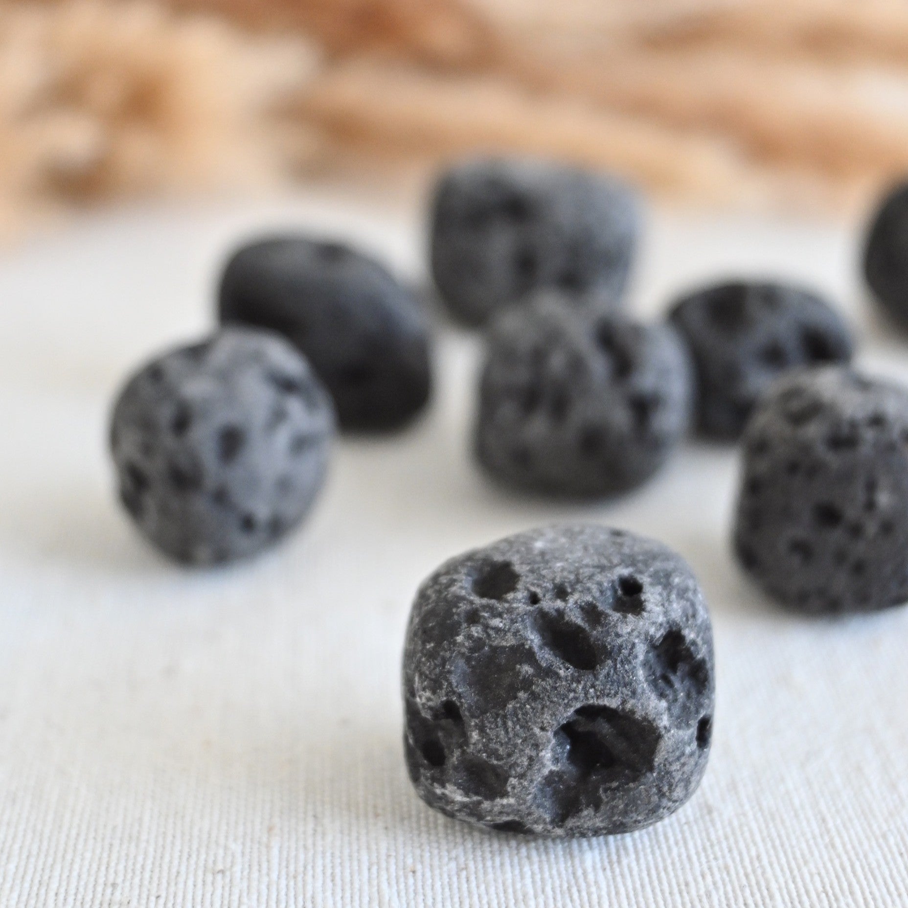 Roca de lava - Gran fuerza interior, enraizamiento & energía