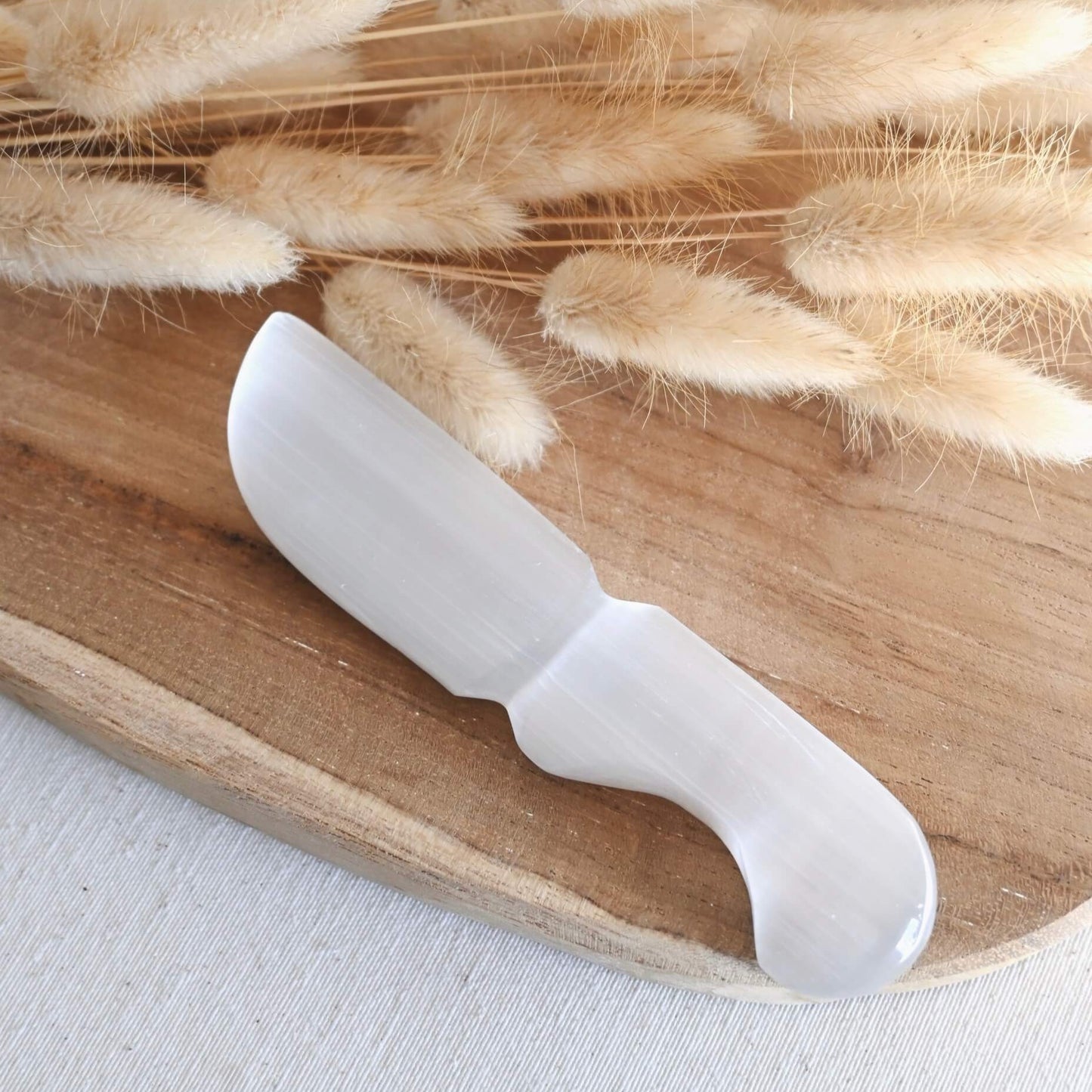 Athame Selenita - ritualidad y protección