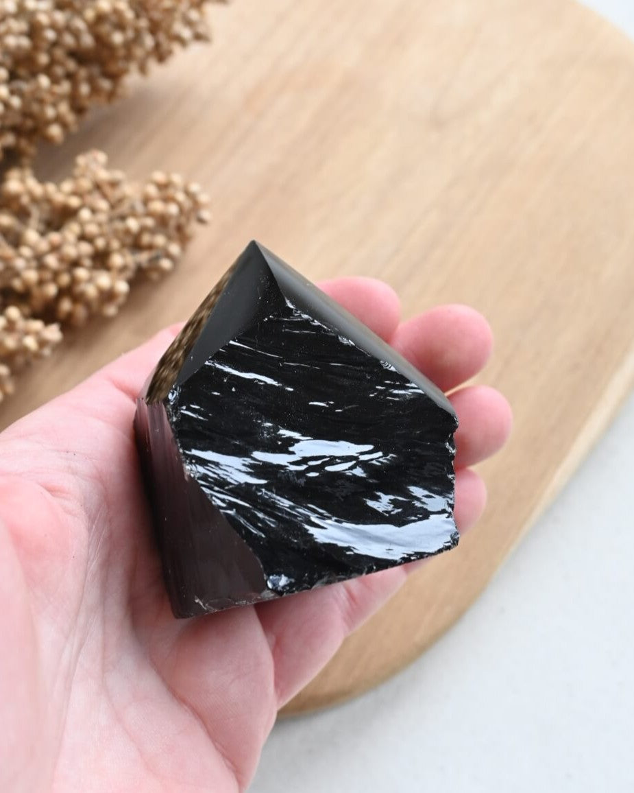 Punta semipulida de Obsidiana | Protección profunda, limpieza y claridad