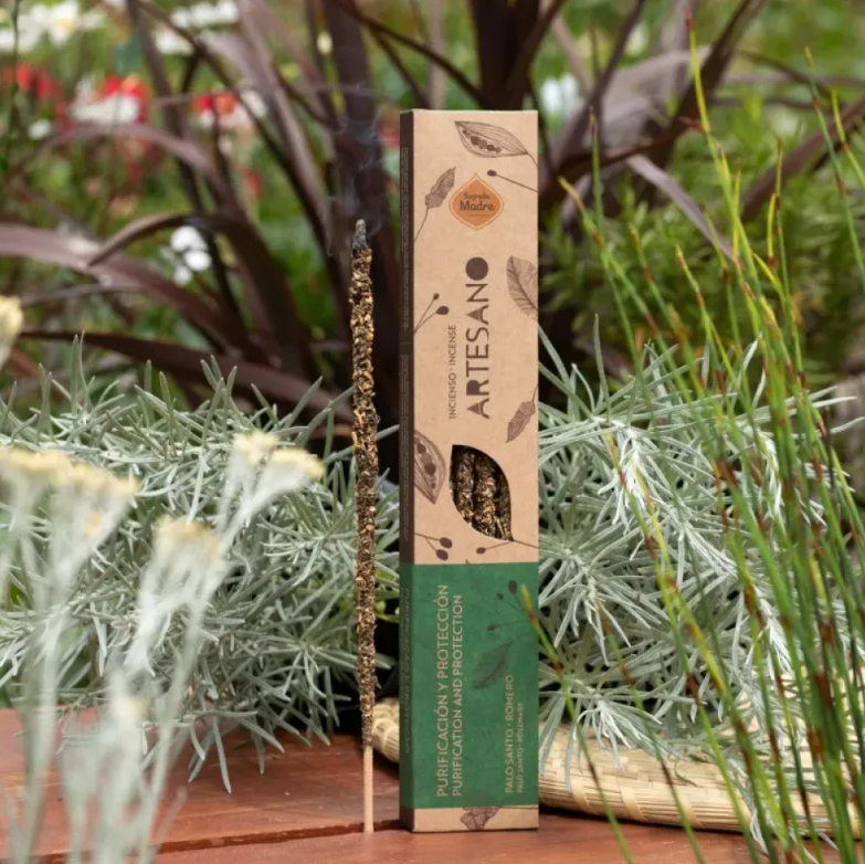 Purificación y protección (Palo santo y romero) | Sagrada Madre