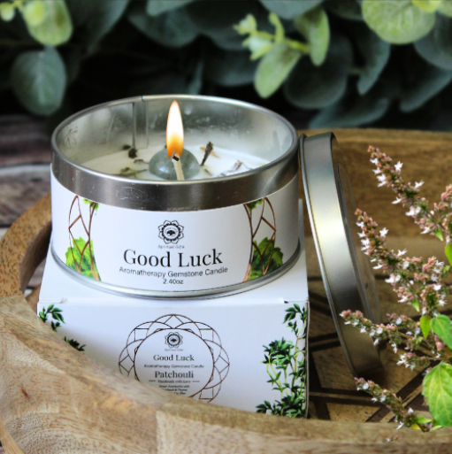 Vela artesanal Patchuli con aventurina verde - Suerte & abundancia