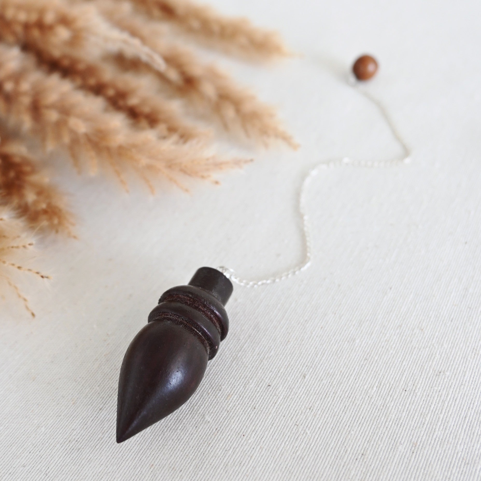 Péndulo Karnak de madera - Precisión & Sensibilidad Energética