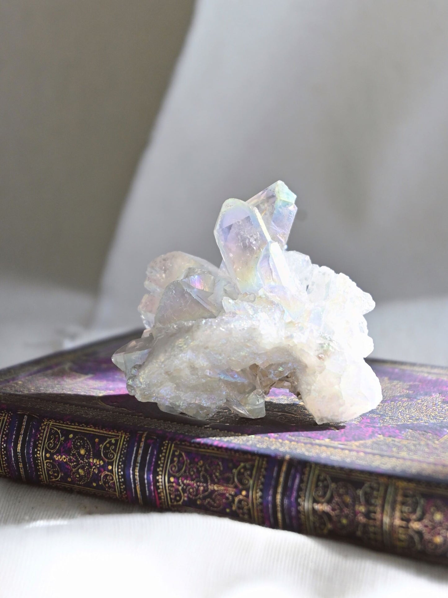 Drusa de Cuarzo Aqua Aura – Elevación, Claridad & Protección