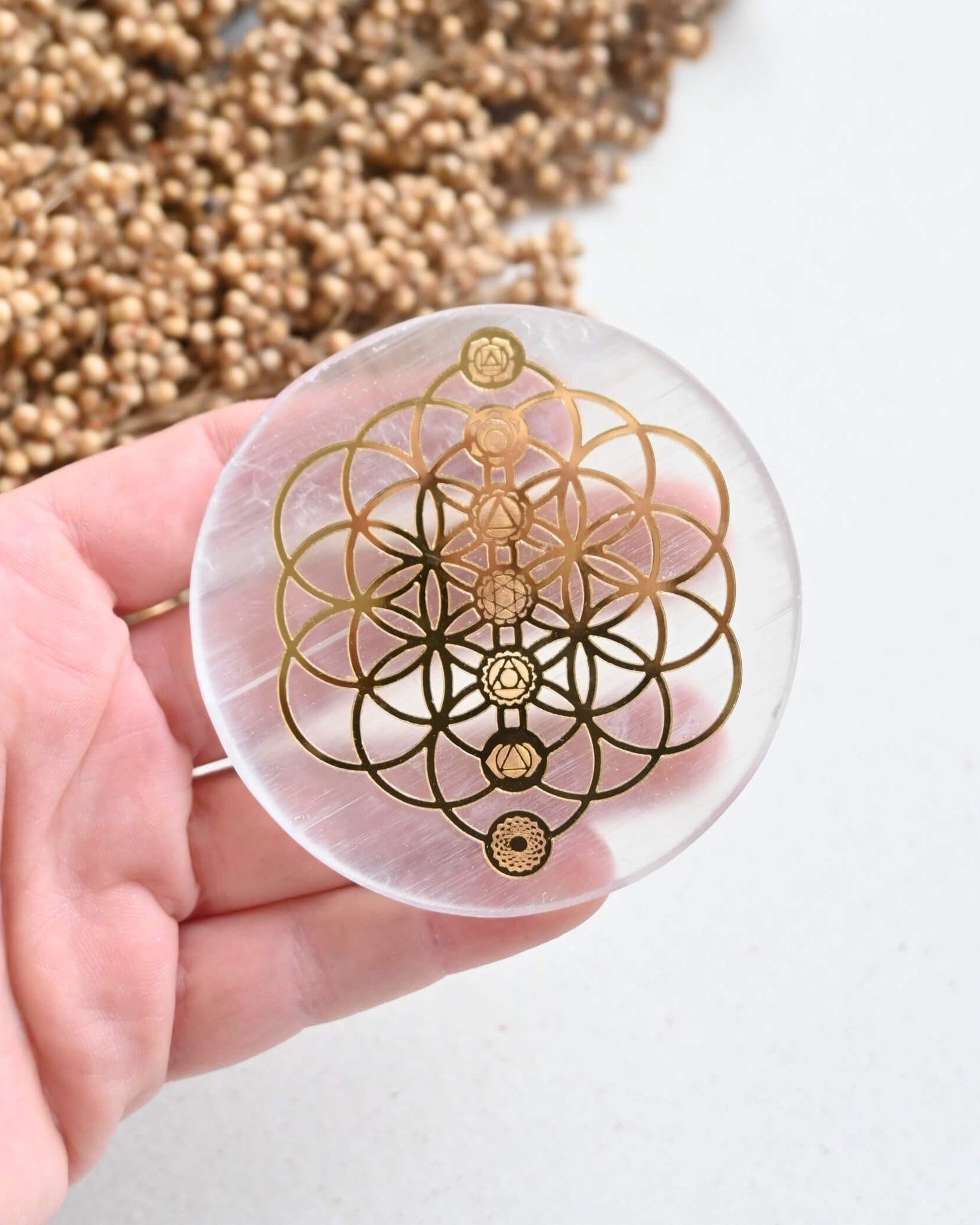 Base selenita 8cm Flor de la vida 7 chakras