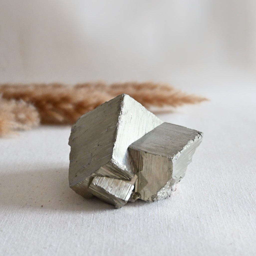 Cubo de Pirita XL - Abundancia, protección y poder