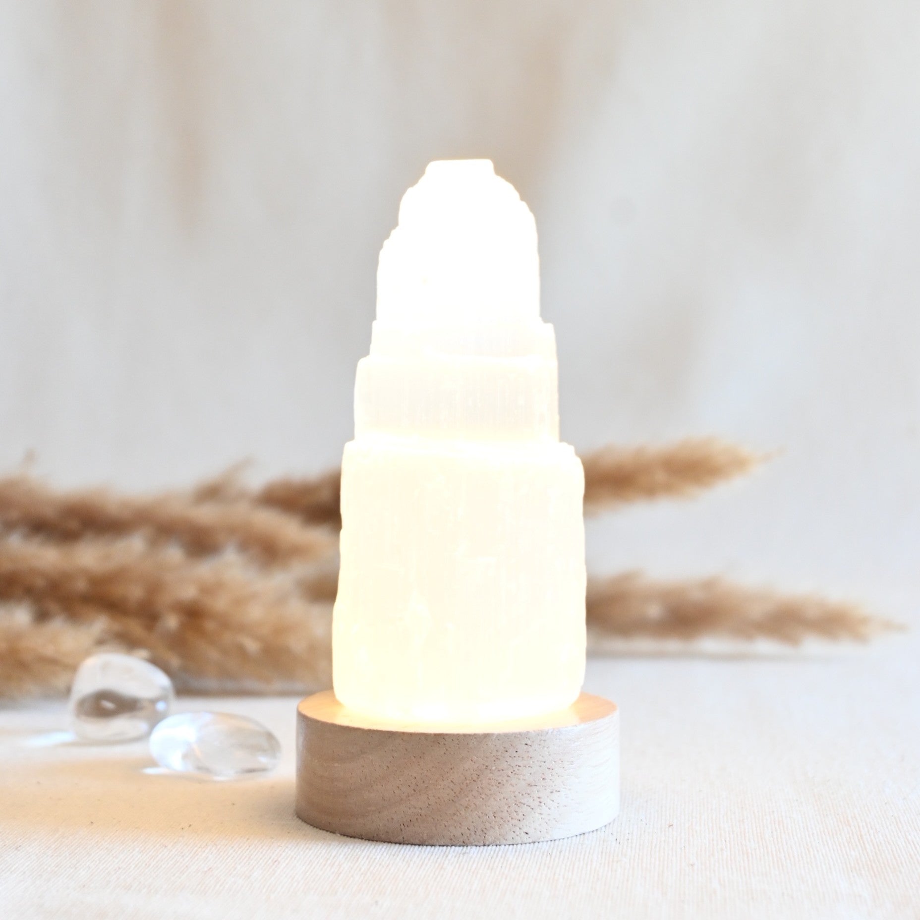 Lámpara de selenita 10cm - Luz, purificación y elevación energética