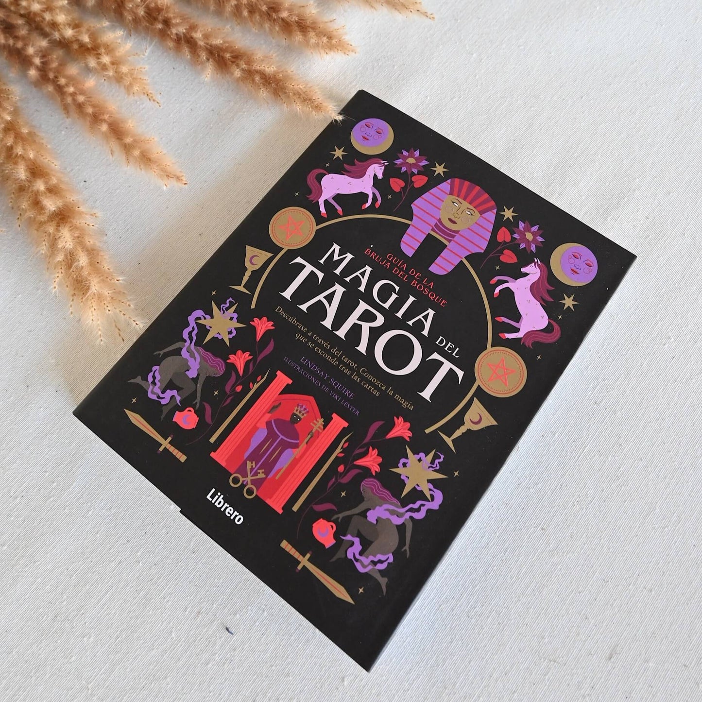 Guía de la bruja del bosque, Magia del tarot