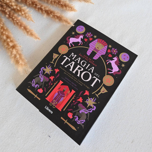 Guía de la bruja del bosque, Magia del tarot