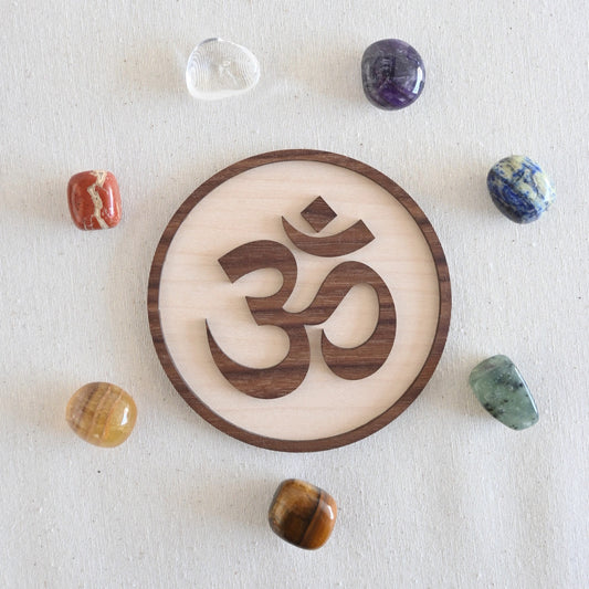 Placa Om – Vibración primordial, paz & presencia