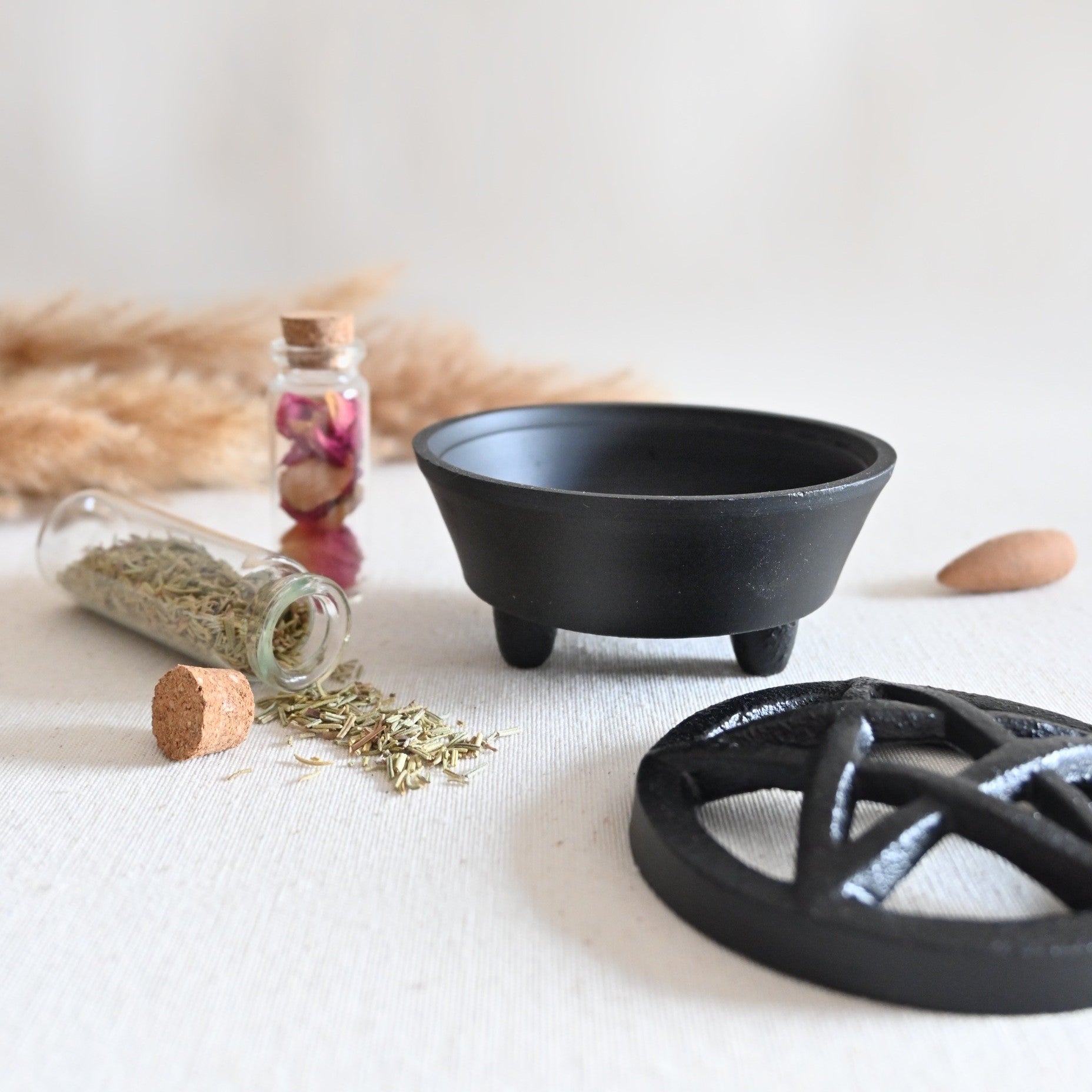 Mini Caldero de Bruja Pentagrama