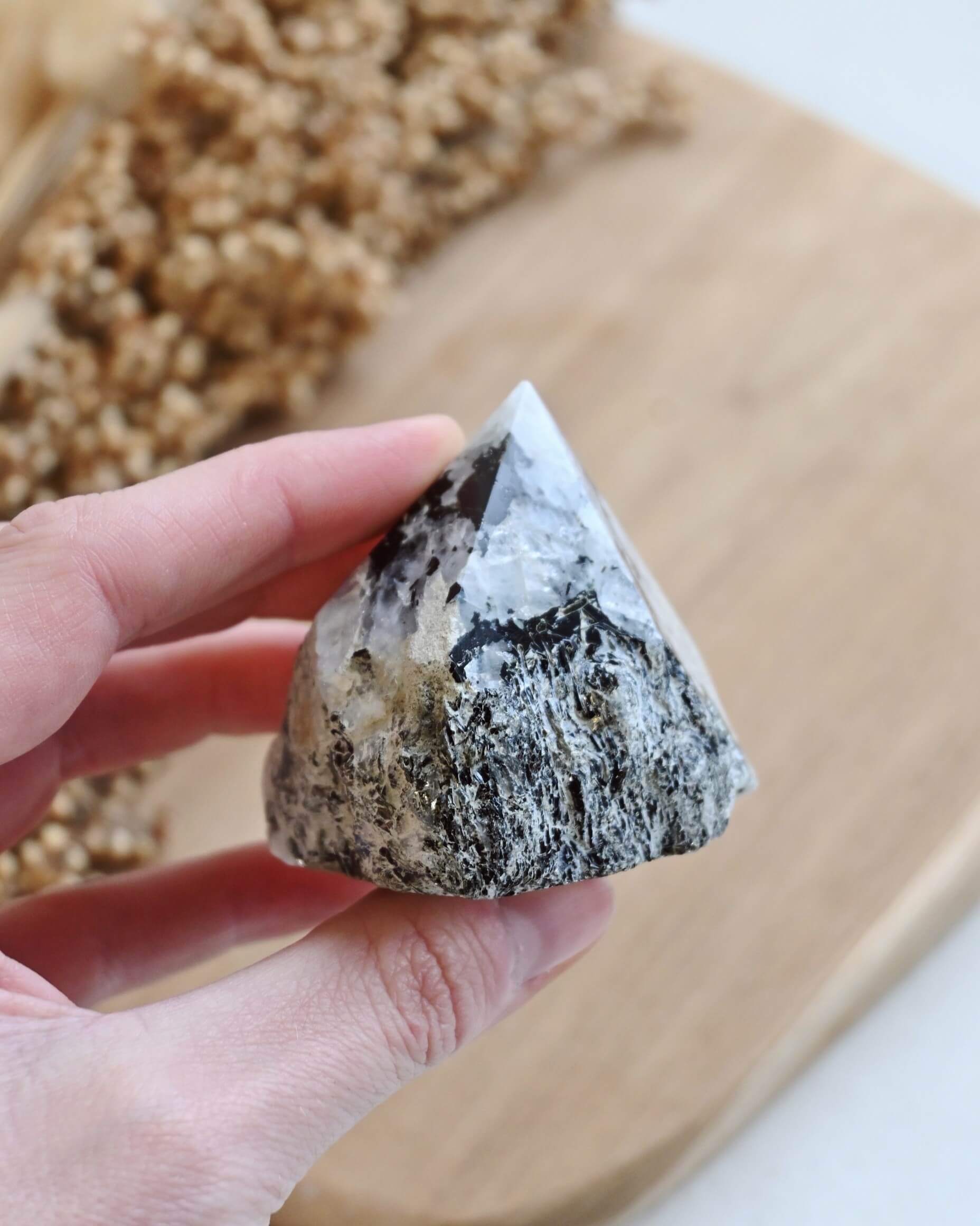 Punta de Piedra Luna semipulida | Intuición y energía femenina