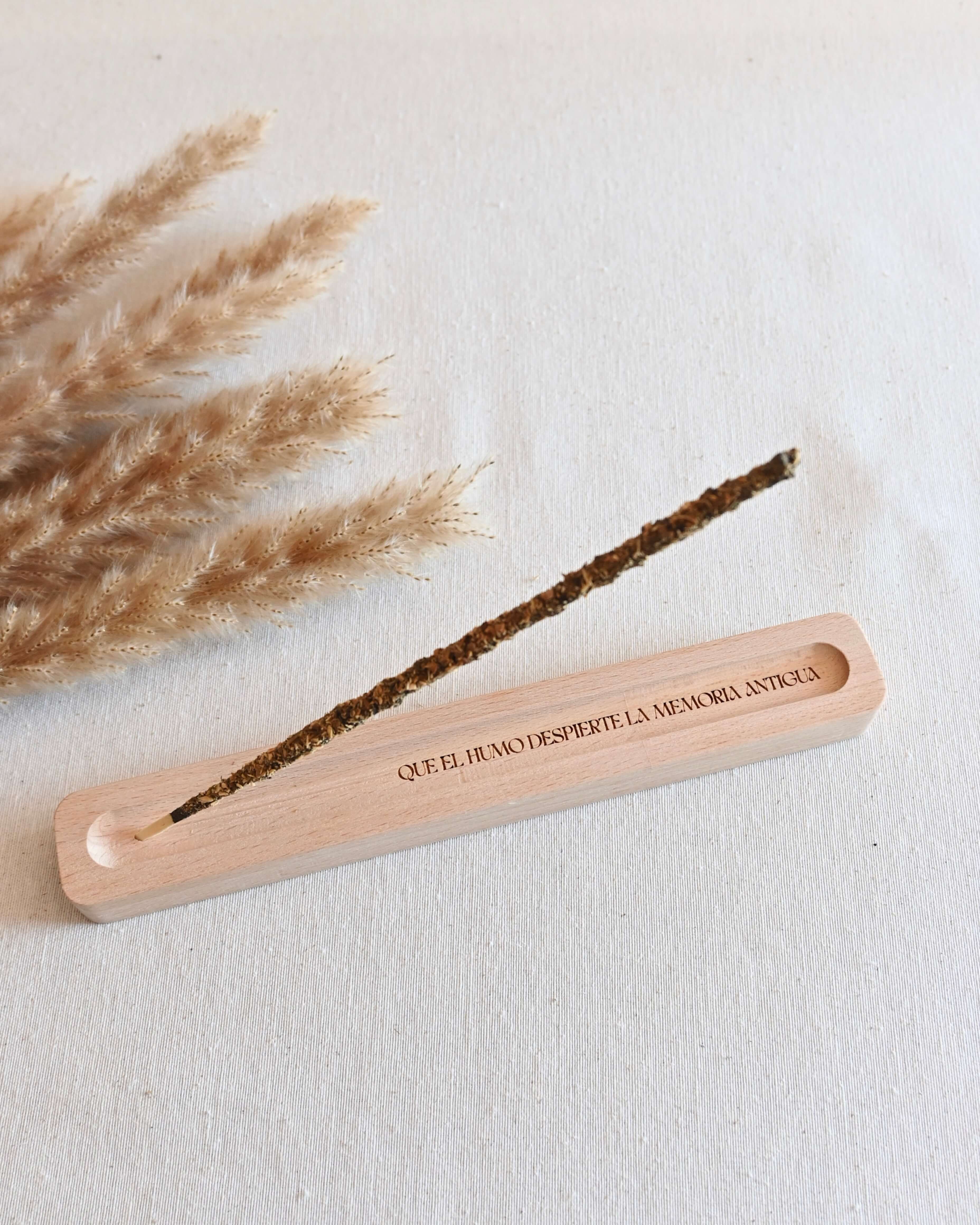 Portaincienso artesanal de madera noble - Frase Personalizable