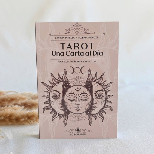 Libro - Tarot una carta al día - Una guía práctica e intuitiva